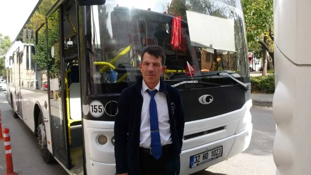 Isparta’da Halk Otobüsü Şoföründen “İnsanlık Ölmemiş” Dedirten Hareket! 3